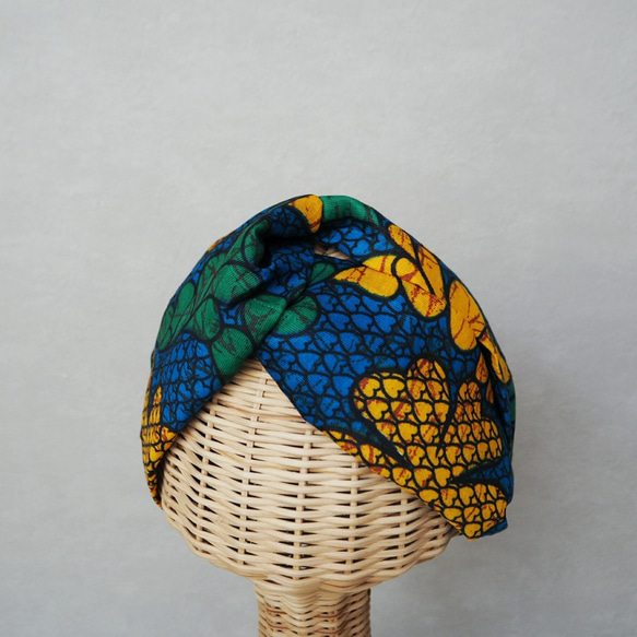 毛頭巾 (結) ☆ 非洲藍 x 黃色 第1張的照片