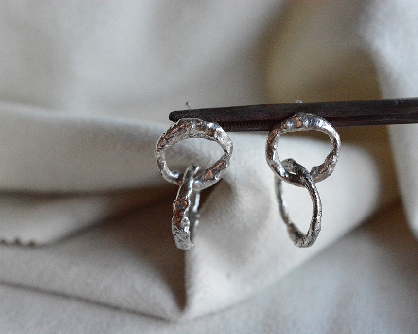 ﾌﾟﾗｽ シルバーピアス melt  double