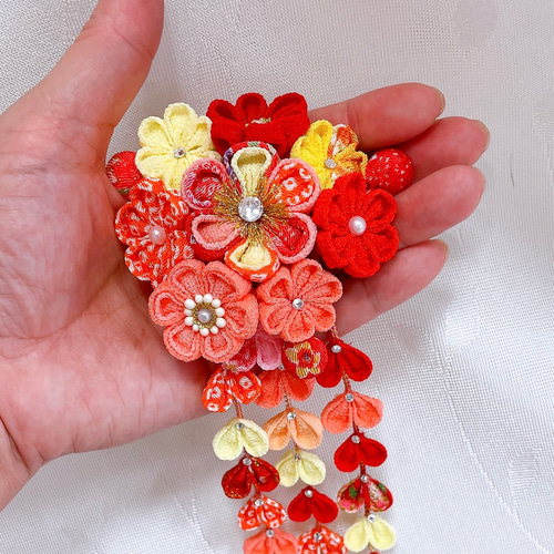 七五三髪飾り つまみ細工 オレンジ系 3歳用 成人式髪飾り 卒業式髪飾り