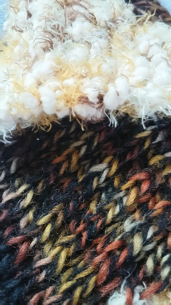 ２種の毛糸で編んだふんわりスヌード  P0197 8枚目の画像
