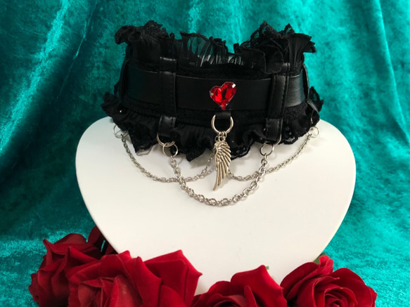 漆黒のゴシックチョーカー・深紅のハート＆天使の羽 2枚目の画像