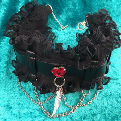 漆黒のゴシックチョーカー・深紅のハート＆天使の羽 5枚目の画像