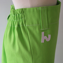 ヌノモリコトノハ　後ろゴムのストレートスカート　デニム黄緑 3枚目の画像