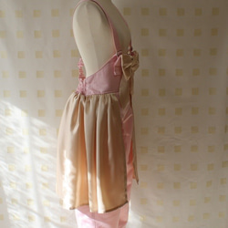 リボン付きオーバースカートのかわいいサロペット　ピンク&ベージュ 1枚目の画像