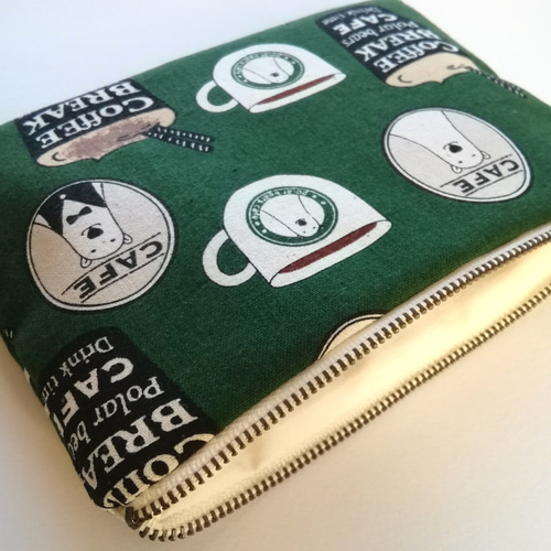 ポーラーベアのカフェタイム green ＊ フラットポーチ（L