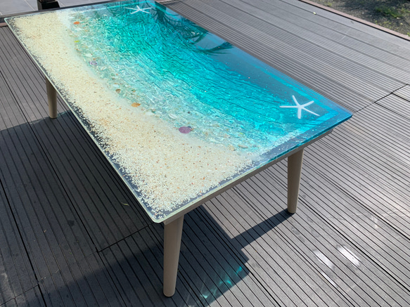 センターテーブル ターコイズブルームーンのビーチ  波打ち際のシェルやスターフィッシュ  minamo 1枚目の画像