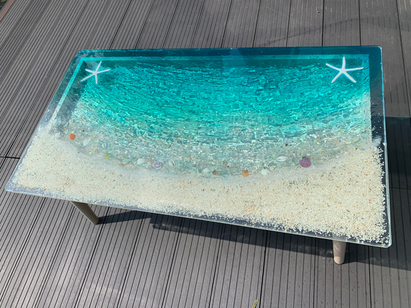 センターテーブル ターコイズブルームーンのビーチ  波打ち際のシェルやスターフィッシュ  minamo 3枚目の画像