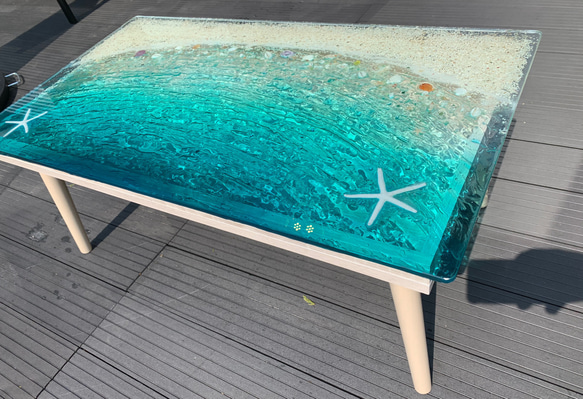 センターテーブル ターコイズブルームーンのビーチ  波打ち際のシェルやスターフィッシュ  minamo 4枚目の画像