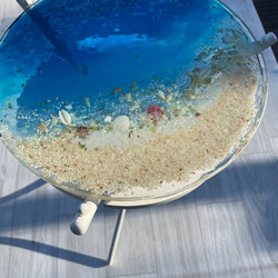 スカイブルームーンビーチ　ガラスサイドテーブル丸 〜Minamo〜 2枚目の画像