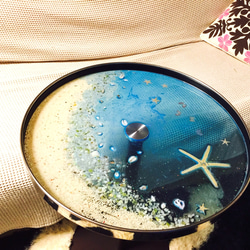クリアーブルームーンビーチ ガラス丸テーブル シェルとスターフッィシュの海 5枚目の画像