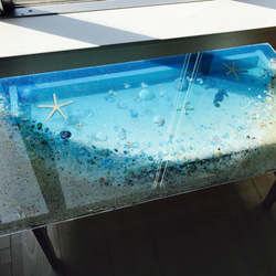 ガラスセンターテーブル ブルームーンビーチ 青いビーチと珊瑚やスターフィッシュと貝たち 5枚目の画像