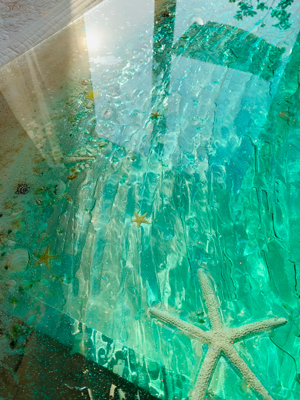 センターテーブル エメラルドグリーンのビーチ  波打ち際のシェルやスターフィッシュ  minamo 4枚目の画像