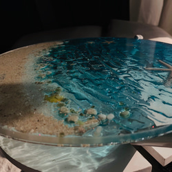 ブルームーンビーチ 夜光虫 ガラスサイドテーブル丸 〜Minamo〜 3枚目の画像