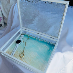ガラスケース 砂紋とエメラルドブルービーチと波紋 水面 波紋 ゆらぎ オルゴナイト 6枚目の画像