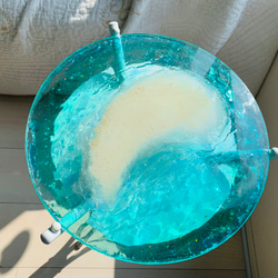 名もなき島 エメラルドグリーンの海 ミニ   波紋ガラスサイドテーブル丸 〜Minamo〜 3枚目の画像