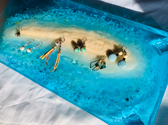 ディスプレイアートトレイ  ロング　名も無き島 アクセサリートレイ 仕器 水面 波紋 海 珊瑚 沖縄 5枚目の画像