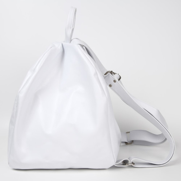NEWデザイン 本革 ピラミッド型 リュックサック バッグ 【ホワイト】 レザー 7枚目の画像