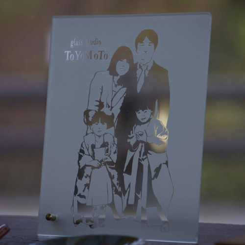 オーダーメイド】思い出の写真をガラス彫刻プレートに