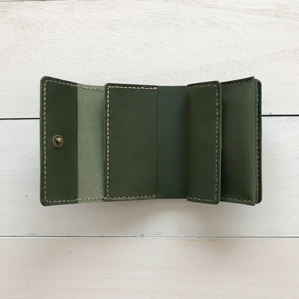 お札を折らずに入れられる♪小さめで便利な3つ折り財布【グリーン】（受注生産品） 3枚目の画像