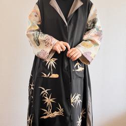 Black Kimono x仿古花鶴圖案柔軟長款夾克（編號283） 第1張的照片