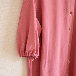 粉色真絲和服中長襯衫連衣裙（no.477） 第4張的照片