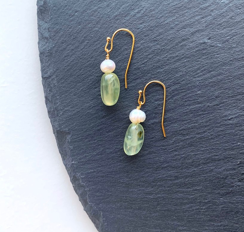 14kgf プレナイトの小ぶりピアス（イヤリング変更可能）