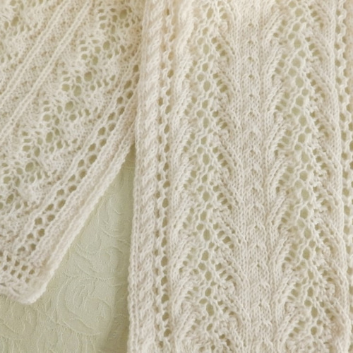 レース＆ケーブル模様の白いマフラー マフラー ミュタ 通販 1639304