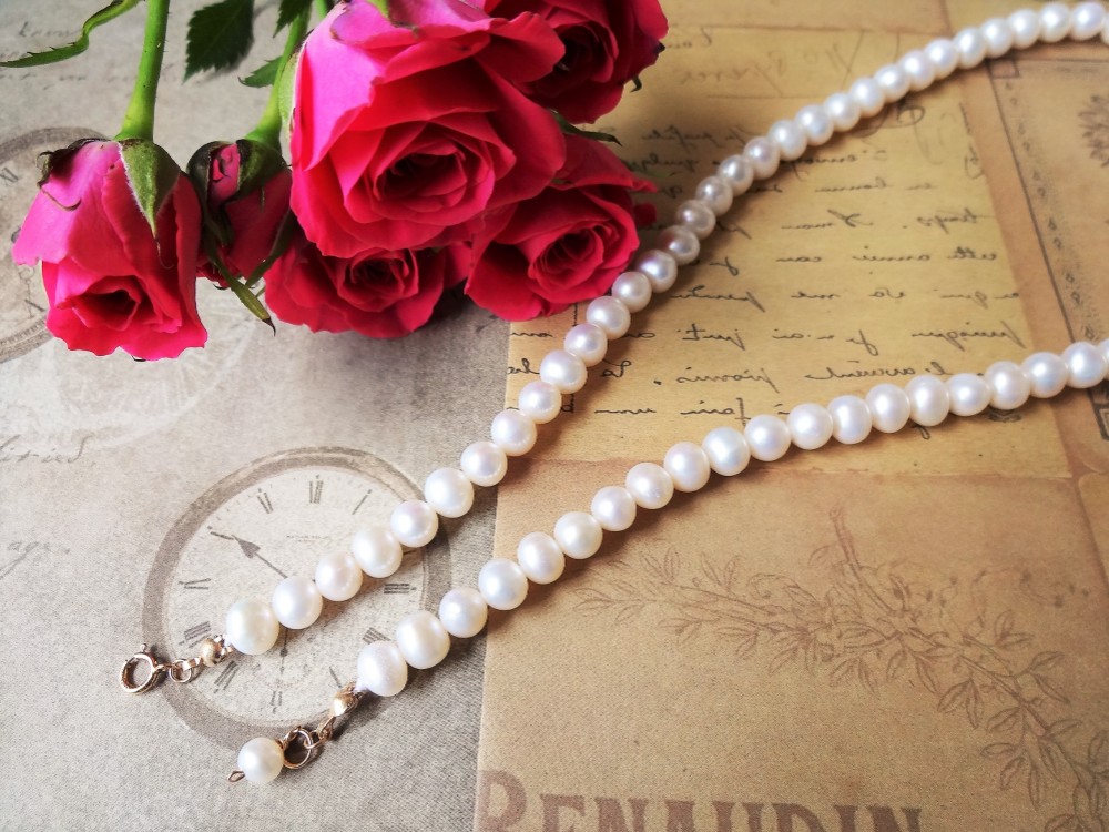 14kgfホワイト淡水真珠ネックレス