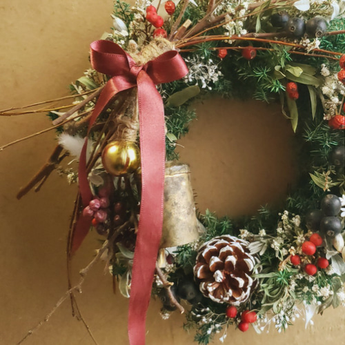 プリザーブドフラワー ～枯枝と鐘のクリスマスリース～ リース はなさ