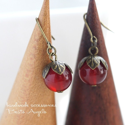 ◇◇天然石赤メノウの一粒ピアス(p-116)AG 8mm ピアス（フック  