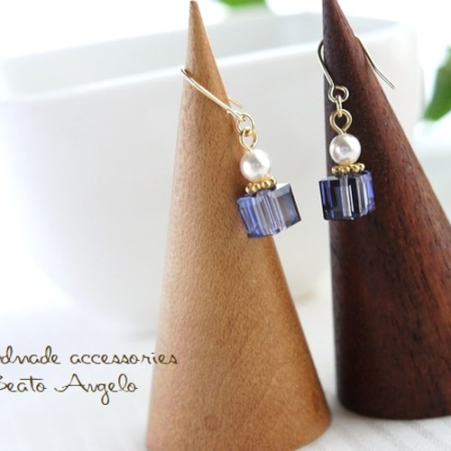 Alexandre de Paris カメリアピアス　ピンク　スワロフスキー SWAROVSKI スワロフスキー Chroma ドロップピアス ハート レッド
