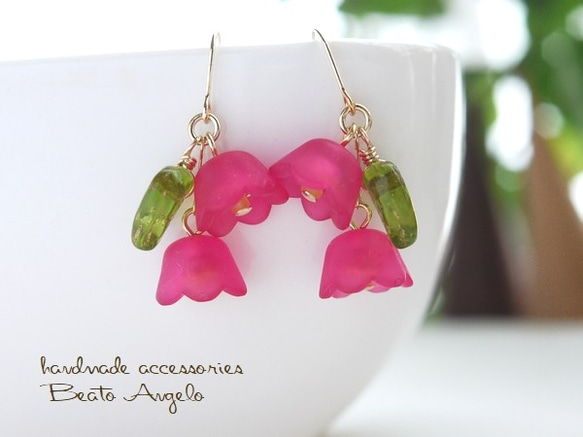 ◇◇葉っぱとすずらんのピアス(p-006)ピンク G 花 フラワー ピアス 