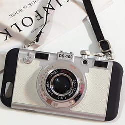 【 iPhone7PLUS用 カメラ型カバー ホワイト 】⭕️iPhoneが ネックレス に⁉️ 1枚目の画像