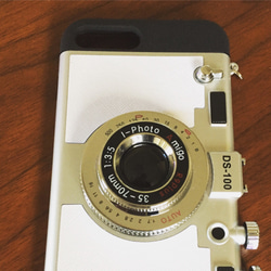 【 iPhone7PLUS用 カメラ型カバー ホワイト 】⭕️iPhoneが ネックレス に⁉️ 2枚目の画像