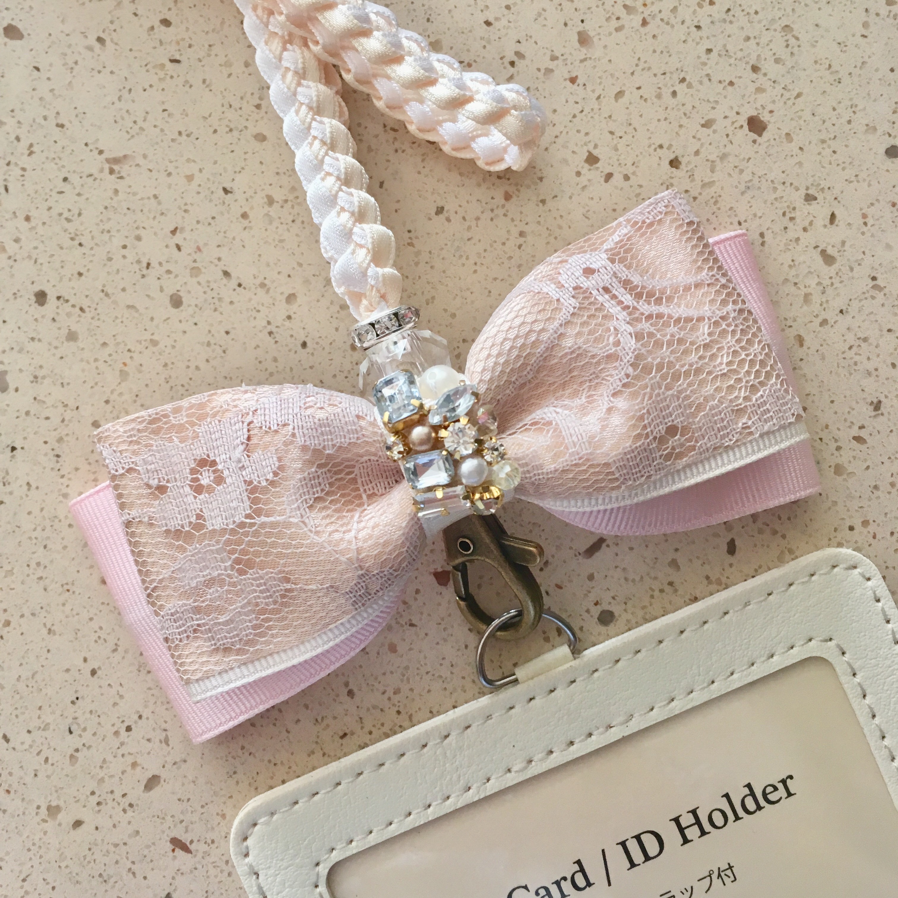 MCM 名刺入れ ストラップ付 リボン カードケース Beige+Pink カードケース ストラップ付 リボン 名刺入れ Beige+Pink MCM