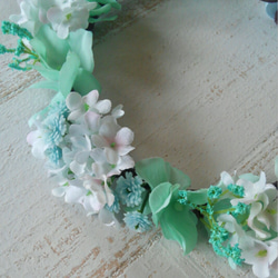お子様用花冠ミントブルー 　　　～紫陽花と小花～ 3枚目の画像