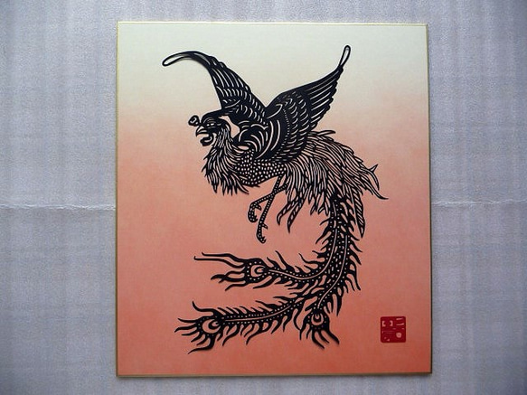 切り絵『鳳凰』カラー色紙貼り（朱白） 2枚目の画像