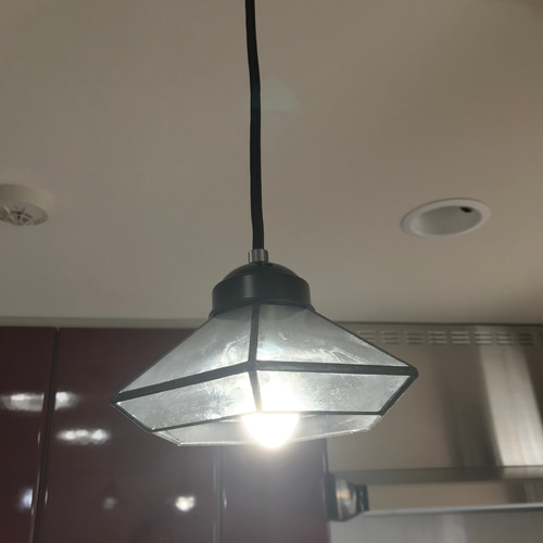 昭和ガラスのスタイリッシュペンダントライト シーリングライト