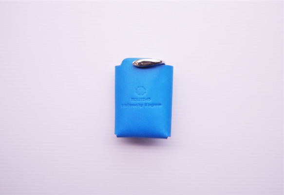 青空ブルーのバケットスマートキーケース 2枚目の画像