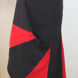 フラメンコ用スカートA（赤と黒） 4枚目の画像