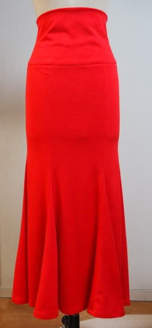 フラメンコ用スカートC（赤地） 1枚目の画像