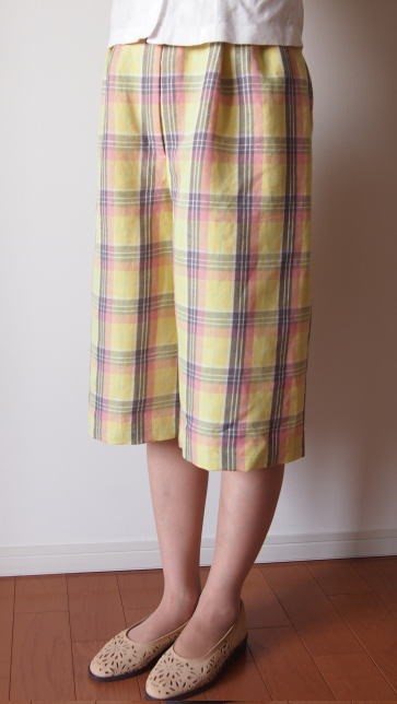 キュロットパンツ（黄色地のチェック） 6,460円