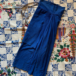 手織りコットン・藍染のエプロンスカート2-4 1枚目の画像