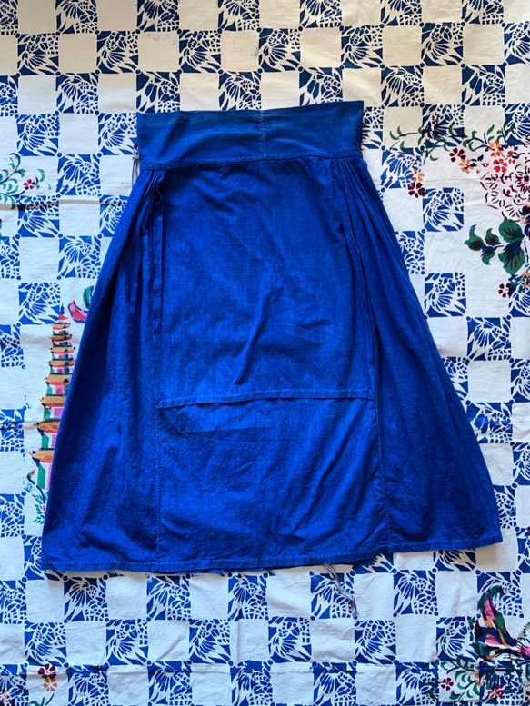 手織りコットン・藍染のエプロンスカート2-4 2枚目の画像