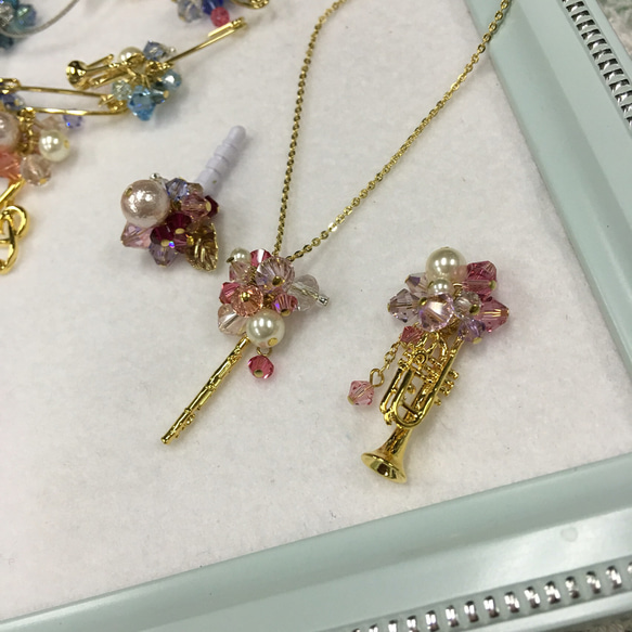 ホルン♡ネックレス ストロベリーレッド ネックレス・ペンダント しゅ 