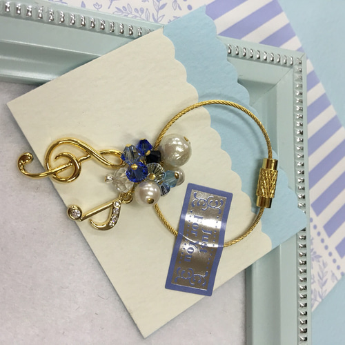 お好みの楽器チャームでアクセサリーに♪ お好みのチャームでアクセサリーに♬
