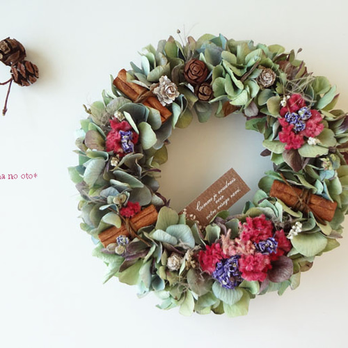 ドライフラワー★可愛い大きめリース ★ユーカリ、紫陽花、ケイトウ ドライフラワー☆可愛い大きめリース ☆ユーカリ、紫陽花、ケイトウ