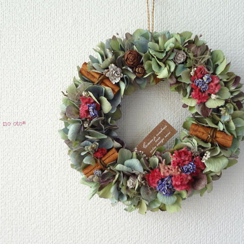 ドライフラワー★可愛い大きめリース ★ユーカリ、紫陽花、ケイトウ ドライフラワー☆可愛い大きめリース ☆ユーカリ、紫陽花、ケイトウ