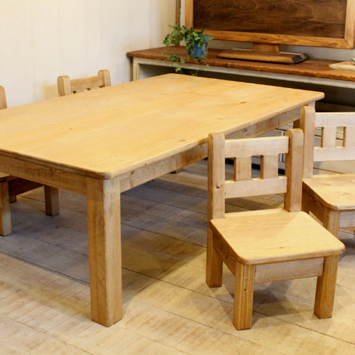 キッズテーブルセット 4人用 食器・家具 putto 通販｜Creema(クリーマ  