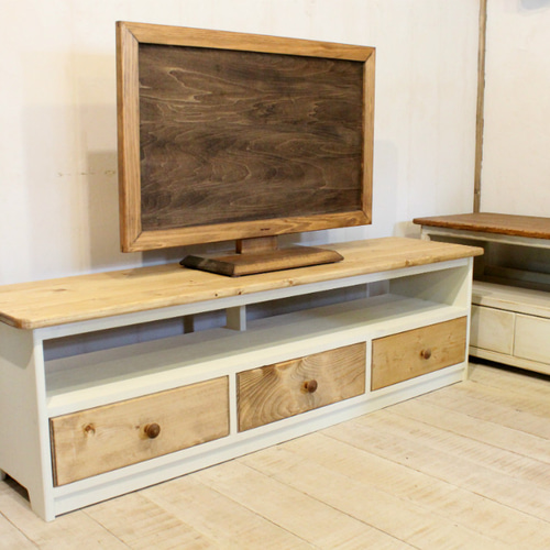 ハンドメイド　Whiteシャビーな3ドロワテレビ台　140 Whiteシャビーな3ドロワテレビ台 140 テレビ台・テレビボード putto